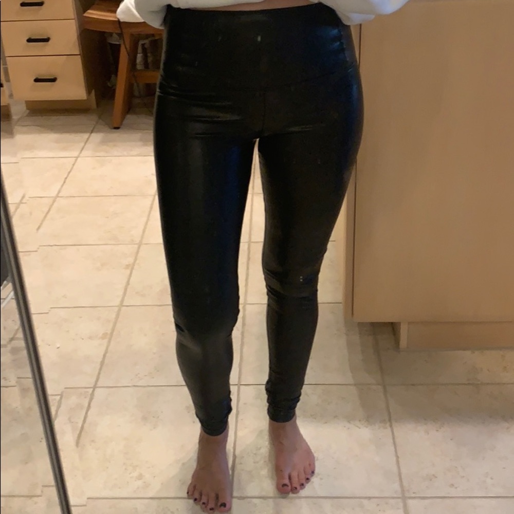 Aritzia Faux leather leggings